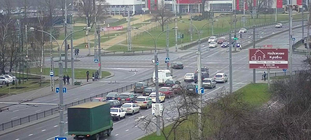 Перекресток ул. 28 Июля-Пионерская-Московская