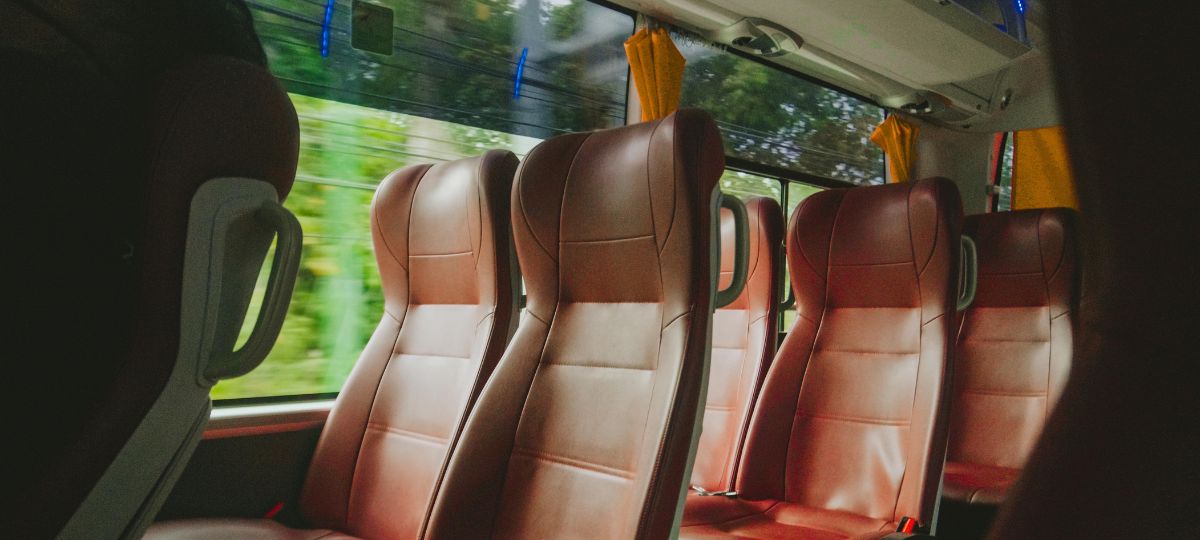 Автобус, граница,