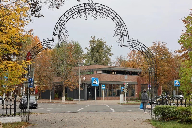 здание ресторана 