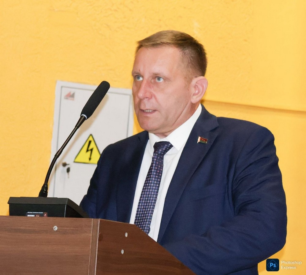 Виктор Пучинский, директор Пинского районного ЖКХ. Фото: «Пинский вестник»